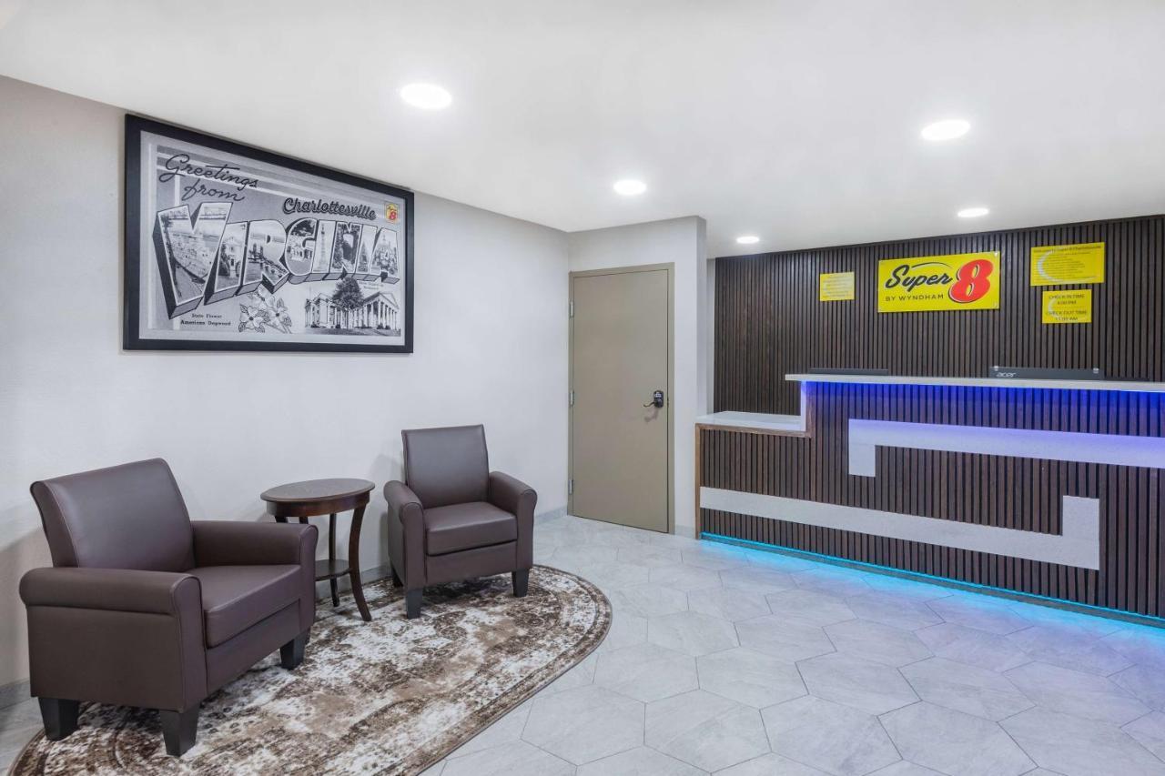 Super 8 By Wyndham שרלוטסוויל מראה חיצוני תמונה